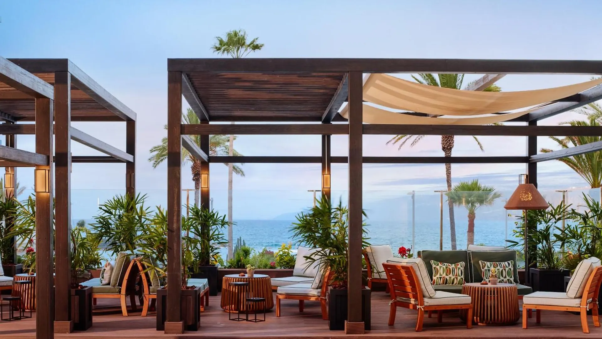Melia Costa Atlantis Tenerife Puerto de la Cruz  Espanha
